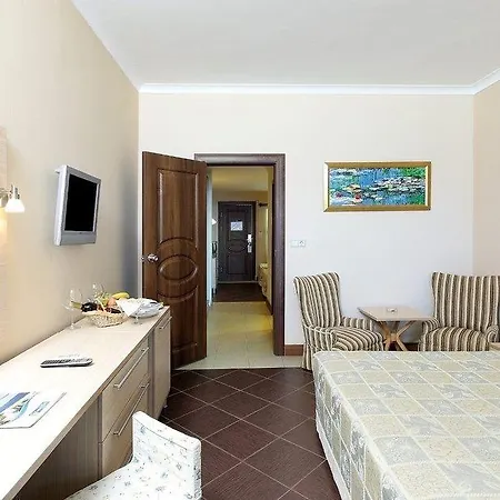 Forever Club (adults Only)