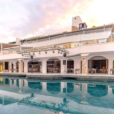 Semesteranläggning (resort) Forever Club (adults Only) 4*