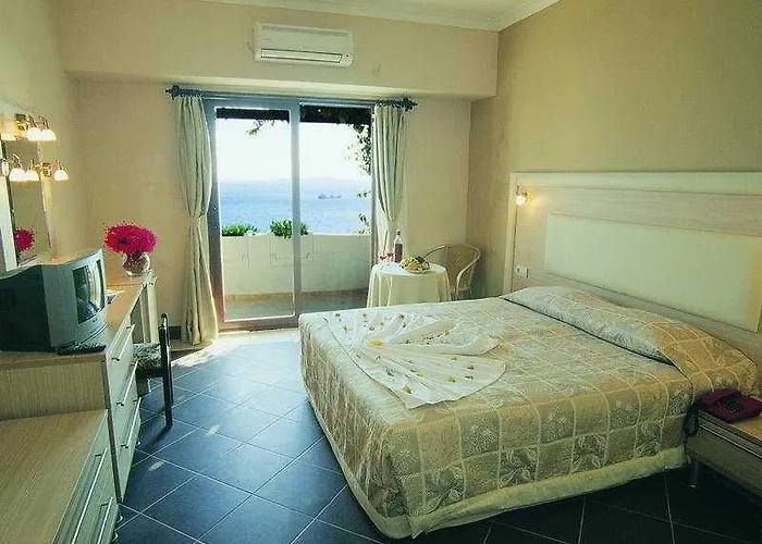 Forever Club - Sadece Yetiskin 4*